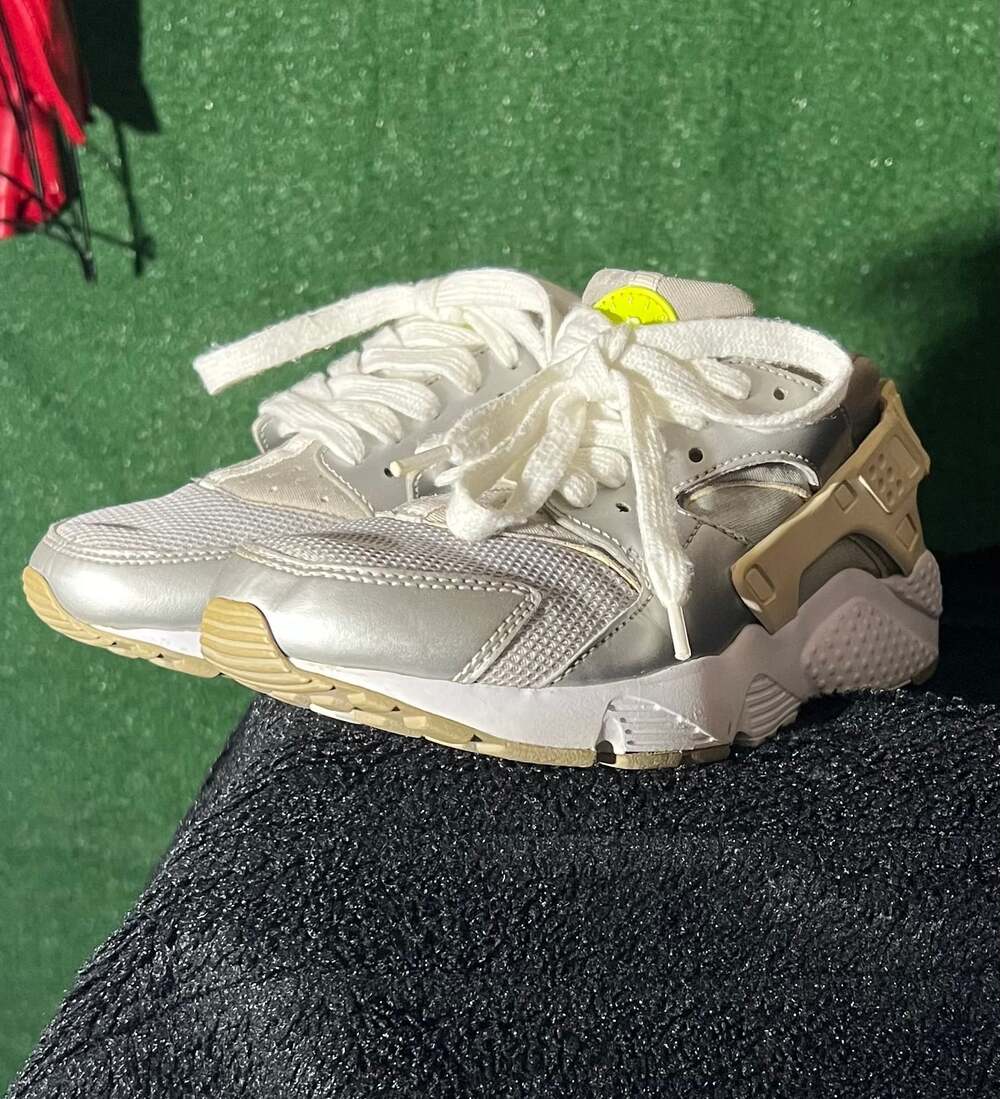 Nike Air Huarache Run Triple White Running Shoes